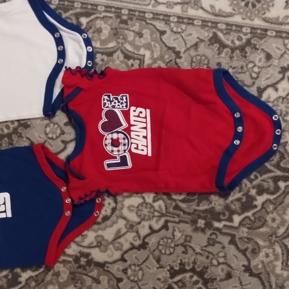 NY Giants Onesies - Picture 5 of 8